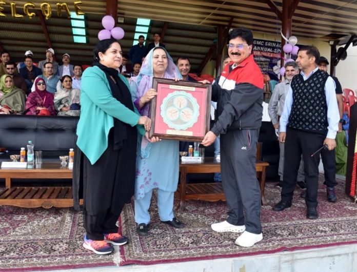 Sakeena Itoo Inaugurates Annual Sports Meet-2025 at GMC Srinagar