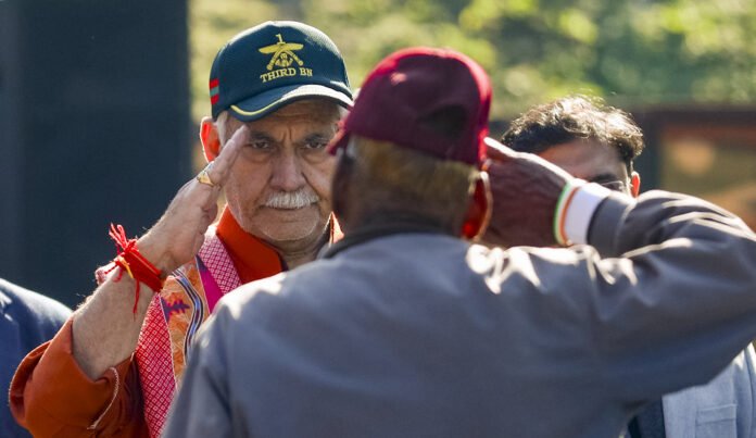 LG Manoj Sinha Unveils 108-Foot National Flag at Akhnoor on Vijay Diwas