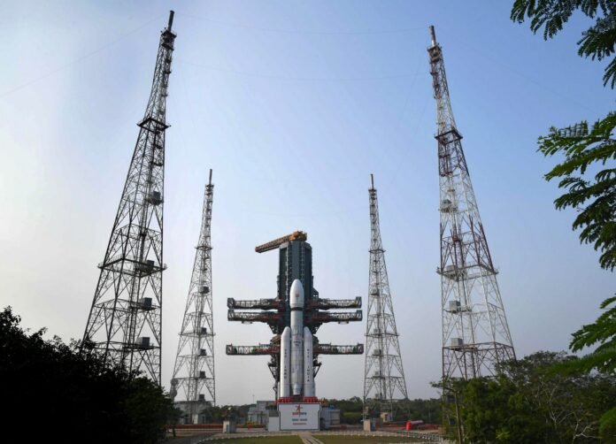 Countdown Begins for ISRO’s LVM3-M6 Launch Carrying US Communication Satellite