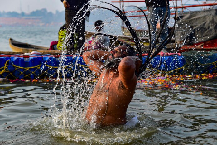 Over 9 Lakh Devotees Take Holy Dip at Sangam Ahead of Makar Sankranti at Magh Mela