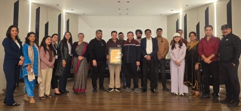 Mega Health Check-Up Camp Organized by Dr. KD Multispeciality Hospital at Amar Singh Club