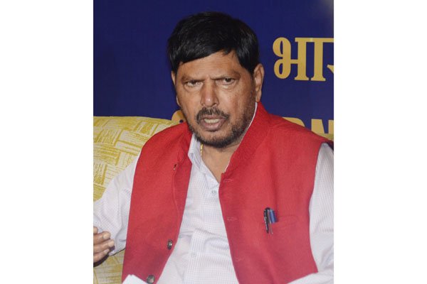 Ramdas Athawale Urges Naxalites to Shun Violence, Condemns Attack on Farooq Abdullah