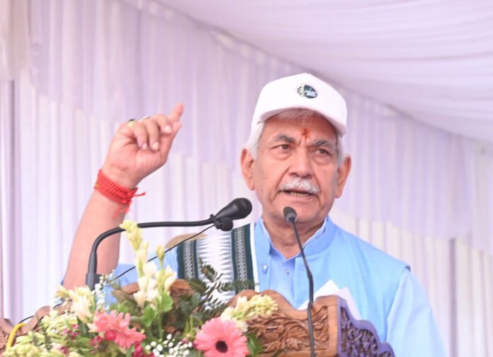 LG Manoj Sinha Joins Nasha-Mukt Jammu Kashmir Campaign In Kupwara