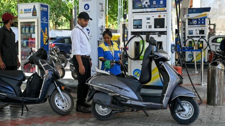 Petrol, Diesel Prices Hiked For Second Time A Week, Up 90 Paise