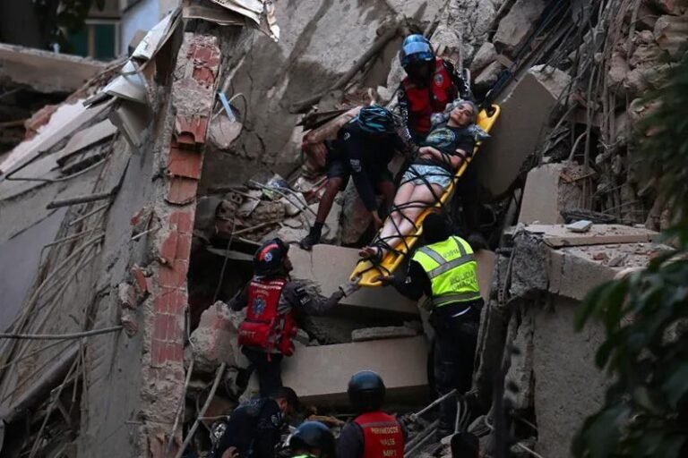 Powerful Earthquakes Kill 164 in Venezuela; Rescue Operations Intensify Amid Widespread Destruction