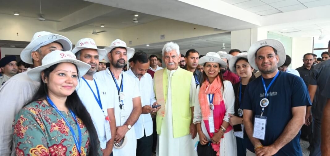 LG Manoj Sinha Reviews Shri Amarnath Ji Yatra Arrangements at Pantha Chowk, Calls for Round-the-Clock Care for Pilgrims