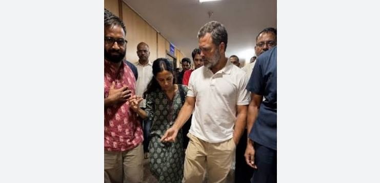 Rahul Gandhi, Priyanka Gandhi Vadra meet injured student protestors, Congress demands PM Modi apologise for ‘police brutality’