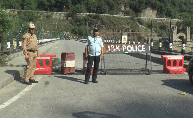 Fresh landslide blocks Jammu-Srinagar National Highway; Doda bridge closed for safety inspection