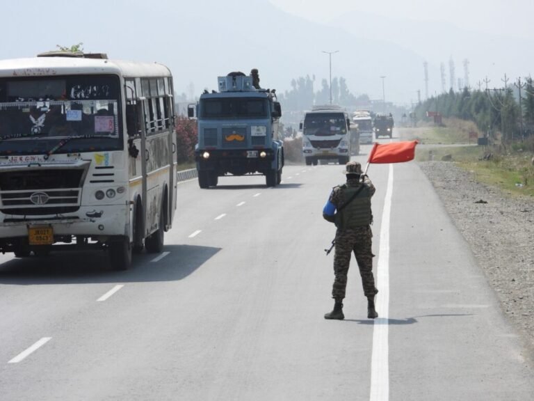Over 2,000 Amarnath Pilgrims Leave Jammu in 22nd Batch