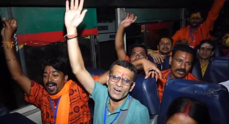 Third Batch of 4,812 Amarnath Pilgrims Departs from Jammu Amid Tight Security; Administration Reiterates Mandatory Registration
