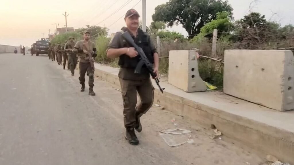 J&K Police Conducts Long-Range Patrolling and Anti-Terror Drill